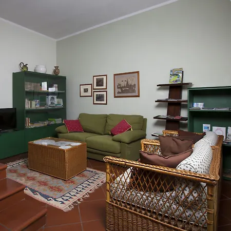 Alojamento de Acomodação e Pequeno-almoço La Rampichina 4*